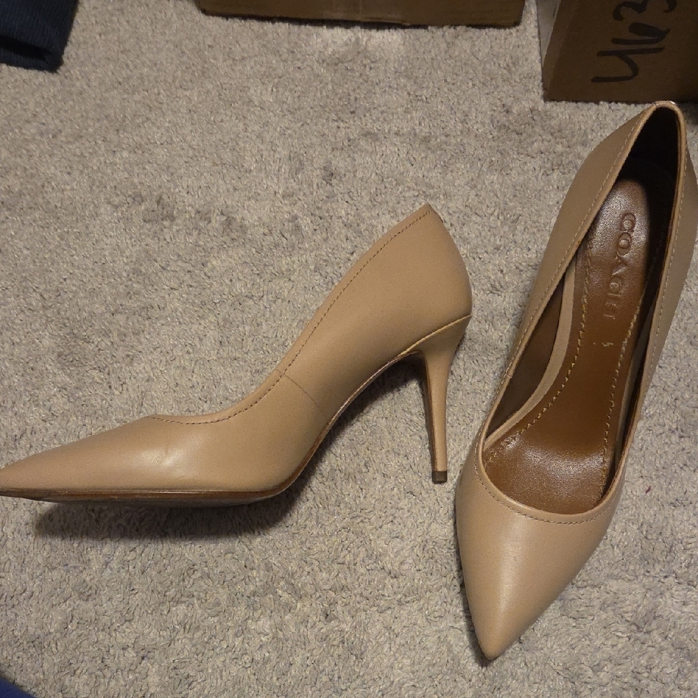 Coach Women's Beige Heels - Picture 2 of 5